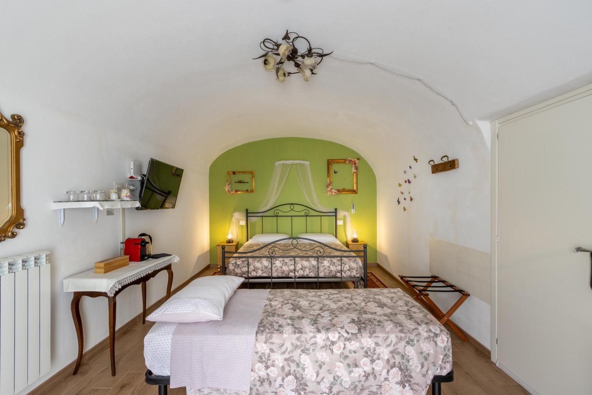 Hotel Chrizia Novi Ligure Esterno foto